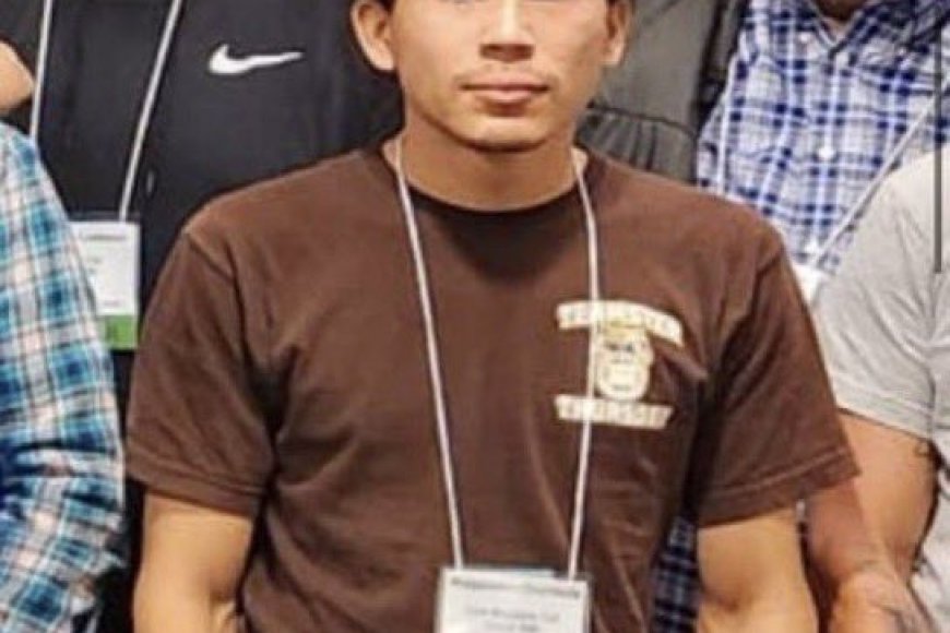 A member of the Radical Latino Brown Berets Identified distributing thousands of Face Shields to LA Rioters