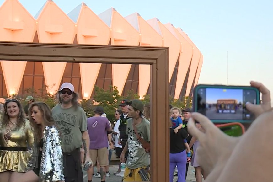 When PHISH Fans Attack! Hampton Police Investigating Homicide Overnight near Phish Concert