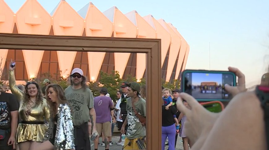 Fatal Stabbing at Phish Concert in Hampton: Police MUTE