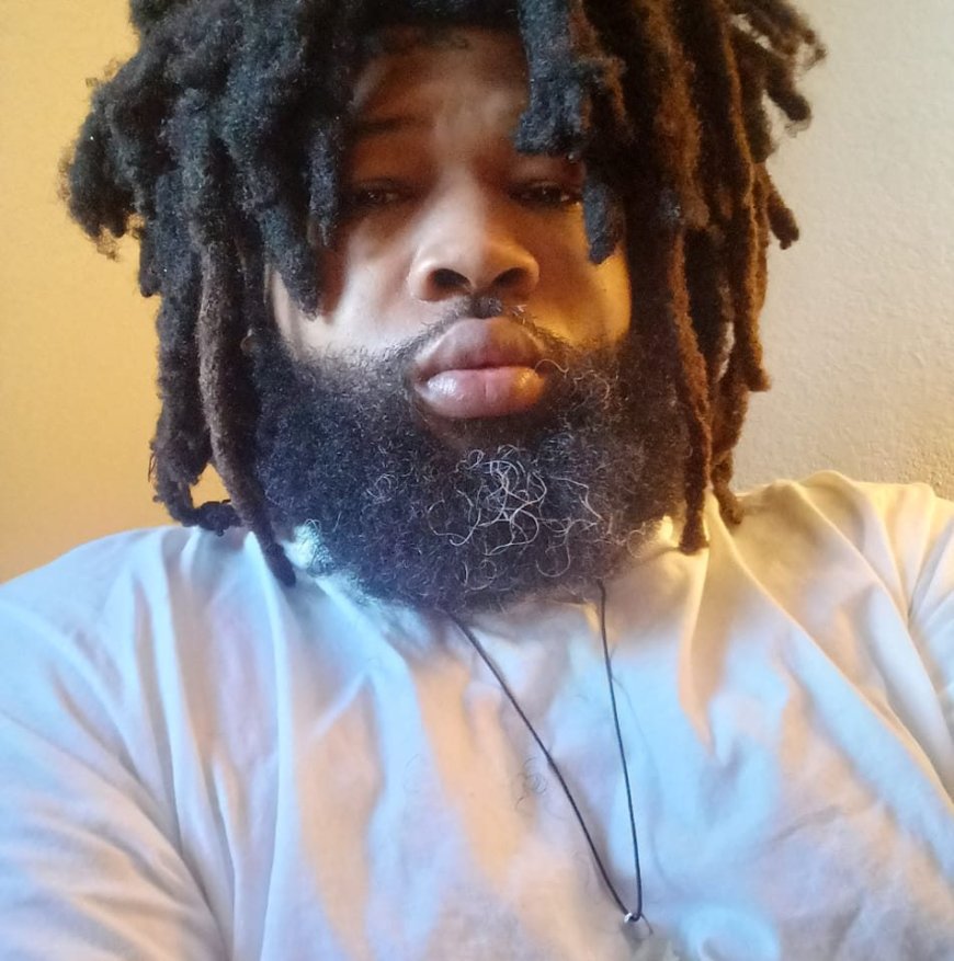 INSANE FOOTAGE! Police Capture Crazy Drugged Up Woman @ City Center Hotel